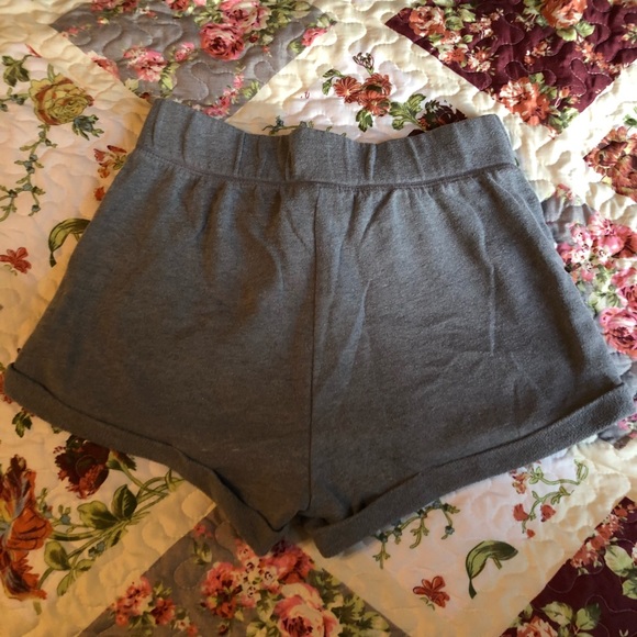 Victoria’s Secret Shorts - Picture 2 of 5